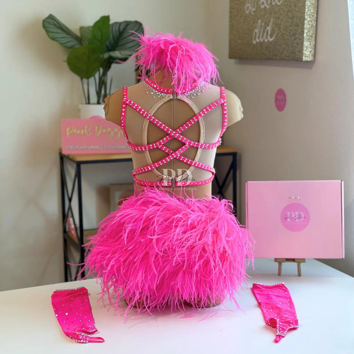 Ready to ship（CM/CL）- Custom Design Pink Feather Jazz Costume