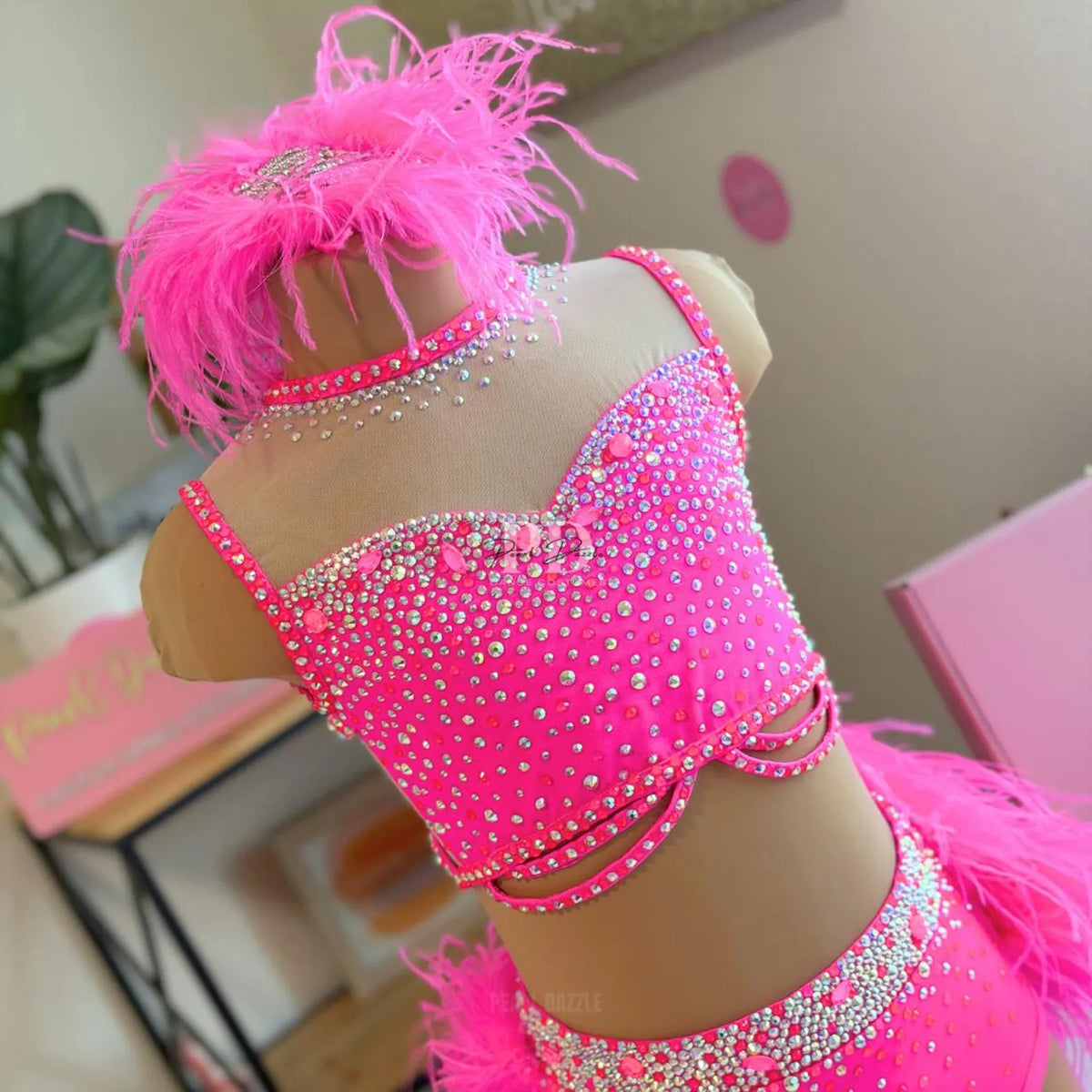 Ready to ship（CM/CL）- Custom Design Pink Feather Jazz Costume